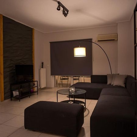 It Is A Pleasant, Modern, Functional House! Appartement Piraeus Buitenkant foto