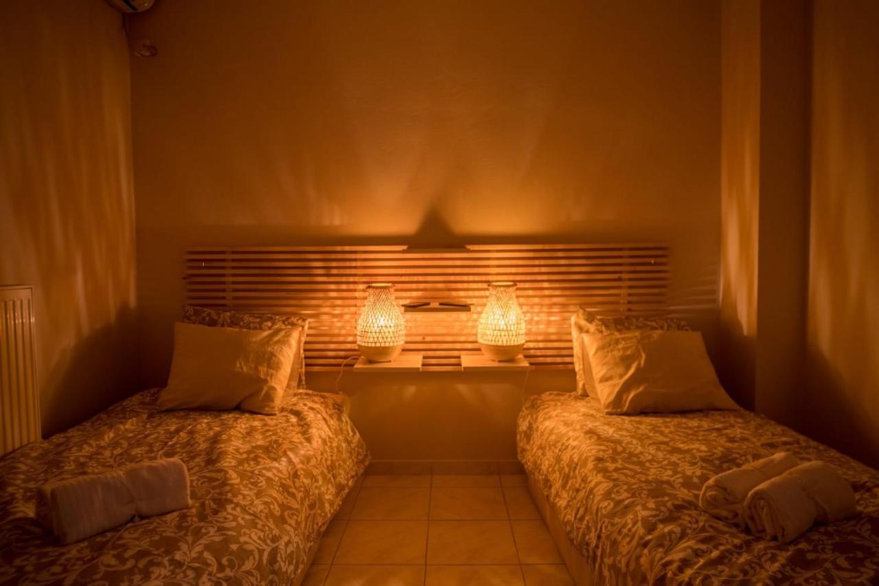 It Is A Pleasant, Modern, Functional House! Appartement Piraeus Buitenkant foto