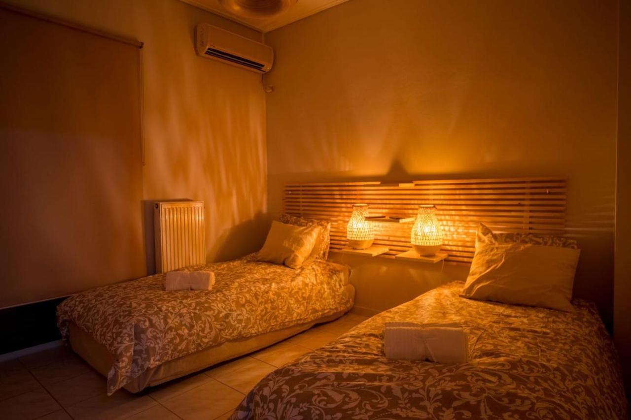 It Is A Pleasant, Modern, Functional House! Appartement Piraeus Buitenkant foto