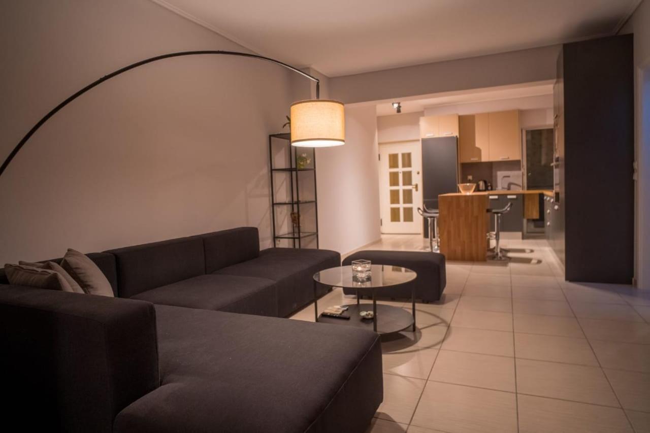 It Is A Pleasant, Modern, Functional House! Appartement Piraeus Buitenkant foto